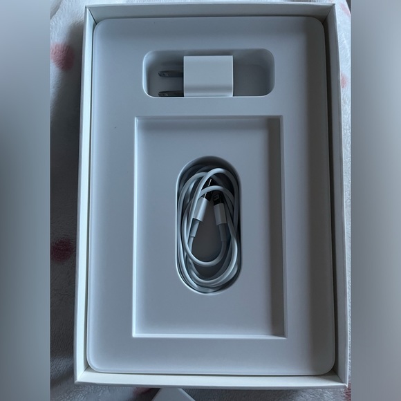 COPY - New Apple iPad mini - Picture 5 of 8